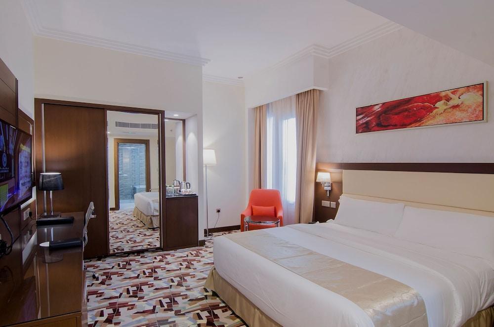 Al Murooj Grand Hotel Маскат Екстер'єр фото