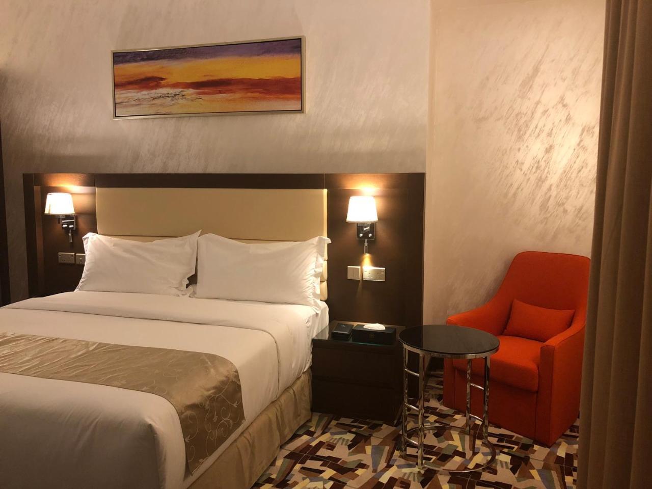 Al Murooj Grand Hotel Маскат Екстер'єр фото