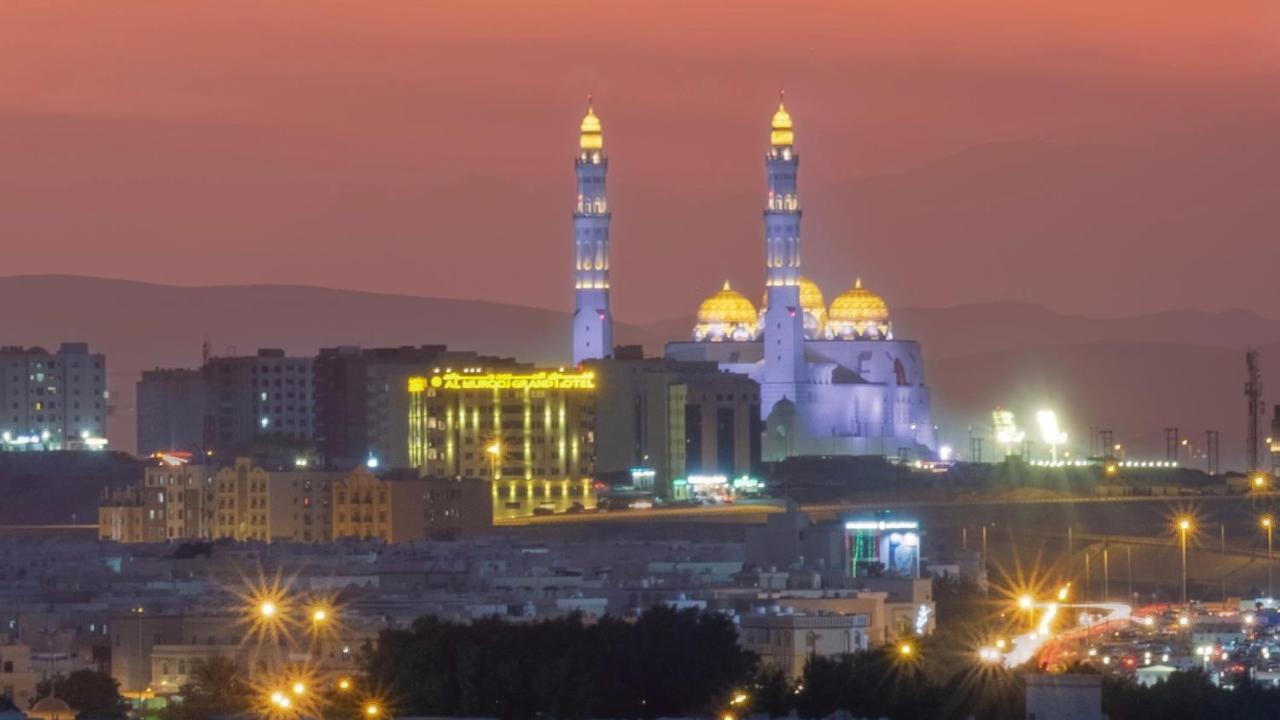 Al Murooj Grand Hotel Маскат Екстер'єр фото